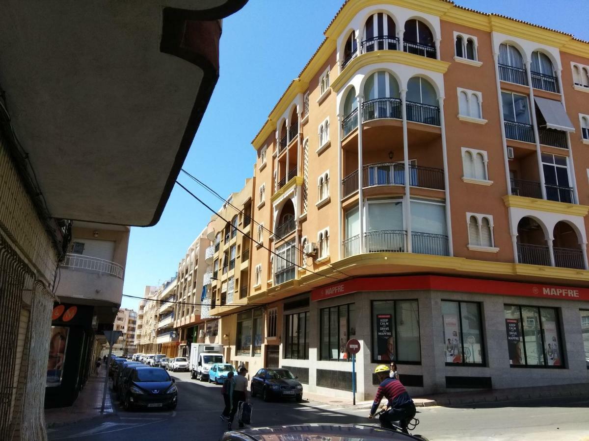 Relax&Mar Apartment Torrevieja Bagian luar foto