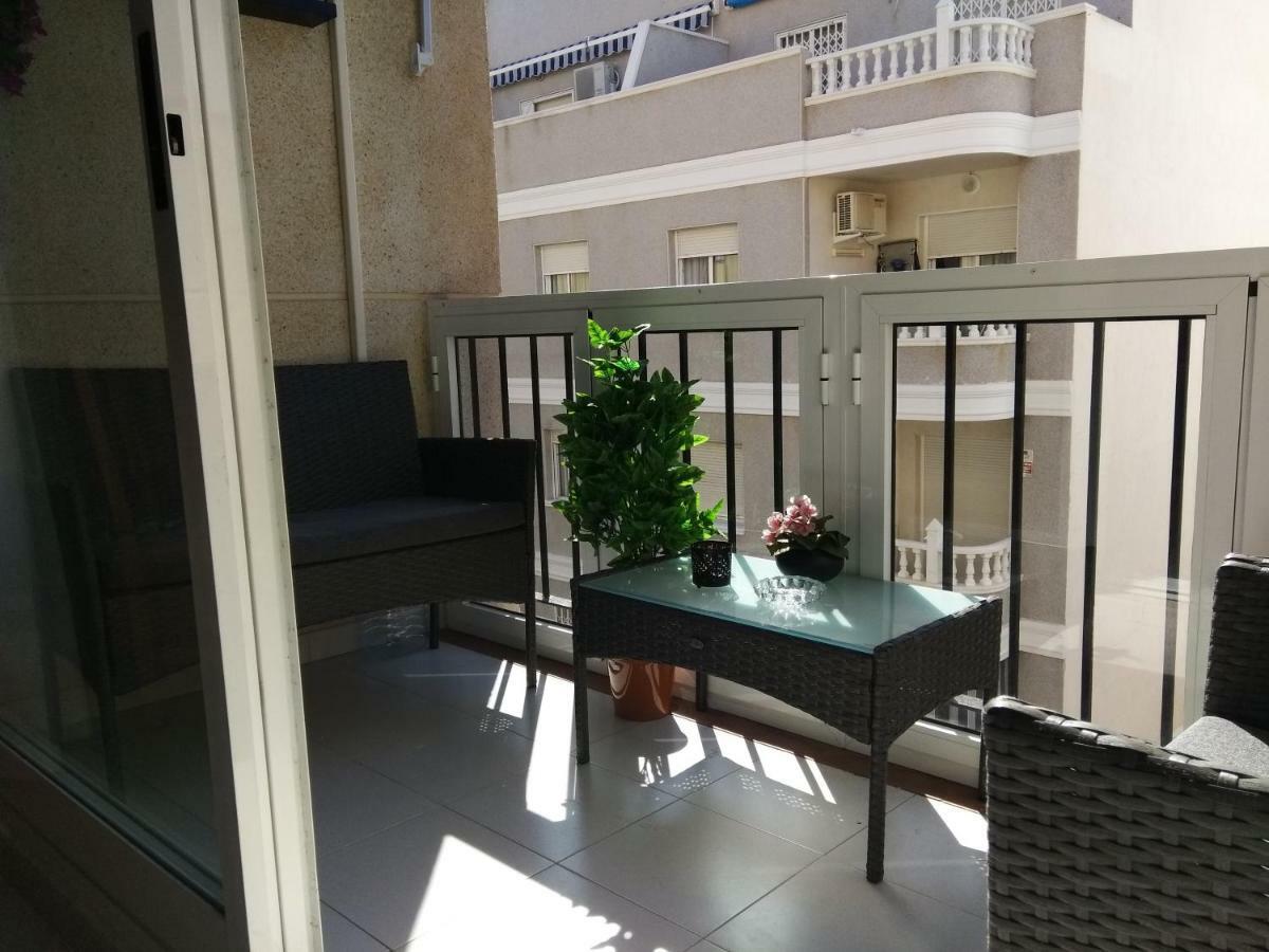 Relax&Mar Apartment Torrevieja Bagian luar foto